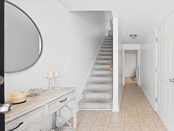 5th image of 3042 Crystal Spring Ln