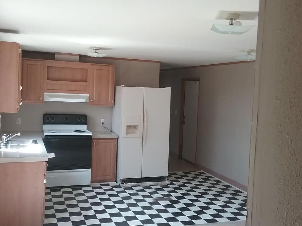 2nd image of 32800 County Road 512
