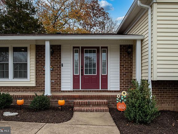 4th image of 22 Noel Dr