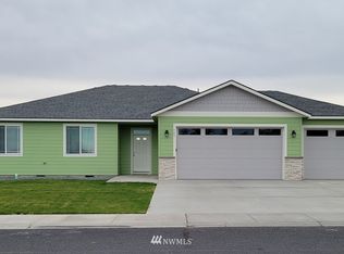 509 Sand Dune Rd, Moses Lake, WA 98837