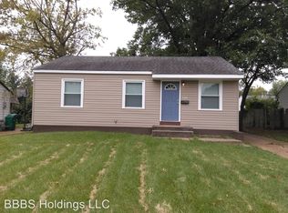 428 Crawford Rd, Saint Louis, MO 63137
