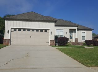 20391 La Clarissa Ave, Fairhope, AL 36532