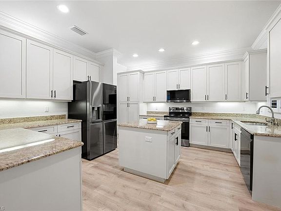 4th image of 6550 Marbella DR
