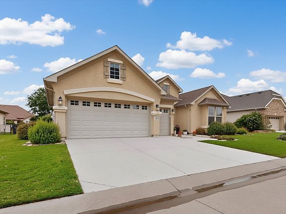 4th image of 12008 Claridge Ct