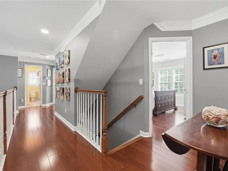 1737 Kinsmon Cv — Photo 22
