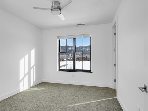 5th image of 400 Clement St APT 202
