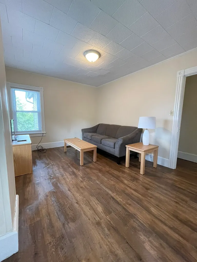 513 8th Avenue 2R - 1 — Photo 2
