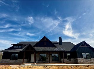 5403 Woodland Park Dr, College Station, TX 77845