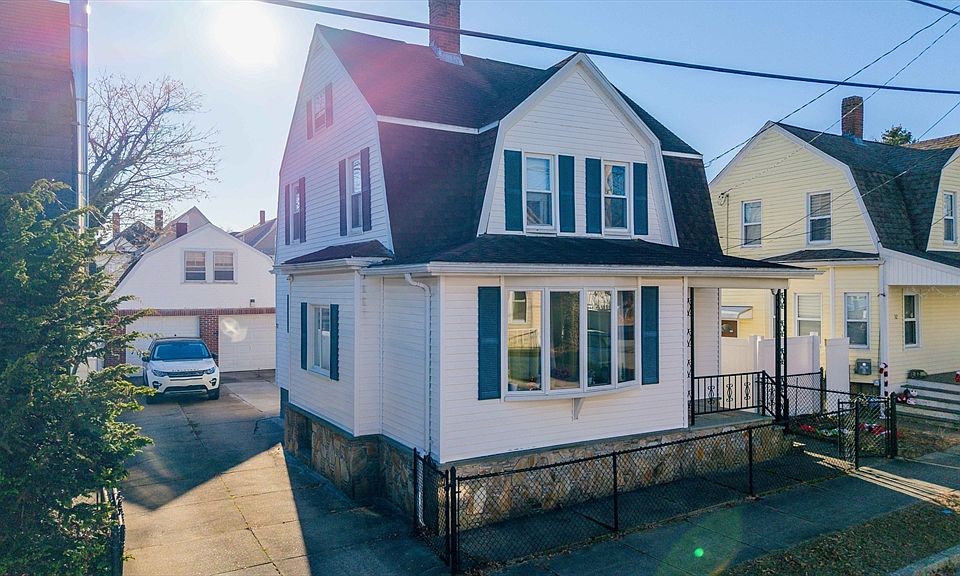 1st image of 28 Weaver St