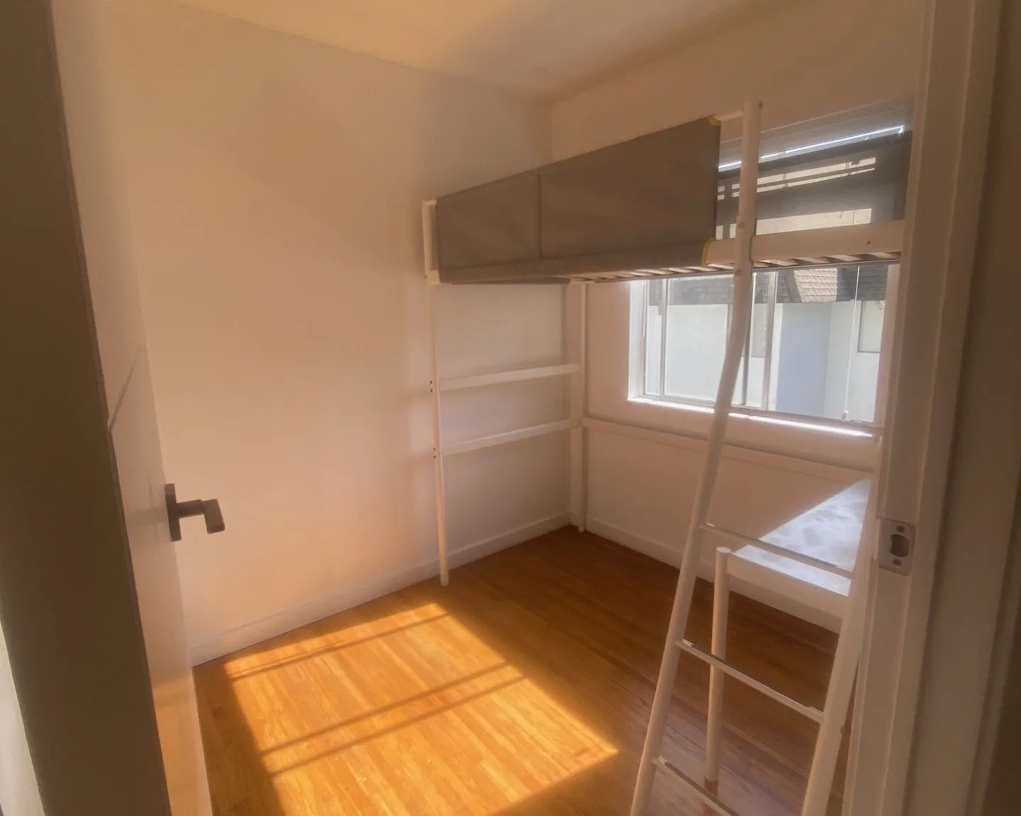 2 bed, 680 sqft, $2,000 — Photo 1
