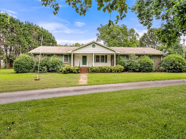 1002 Dickerson Rd, Anderson, SC 29626