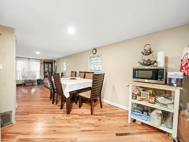 4614 N Springfield Ave #1 — Photo 6