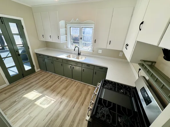 627 Cherry St #2, Erie, PA 16502