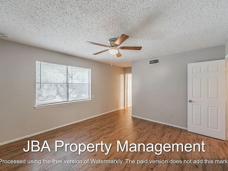 1794 Farleigh Ct — Photo 24