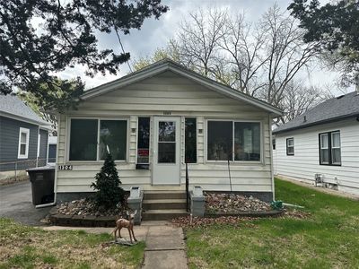 1304 E 28th St, Des Moines, IA, 50317