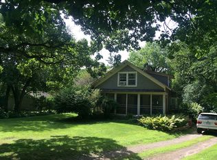 3708 Tonkawood Rd, Minnetonka, MN 55345