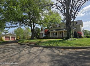 281 Meadowlark Ln, Shepherdsville, KY 40165