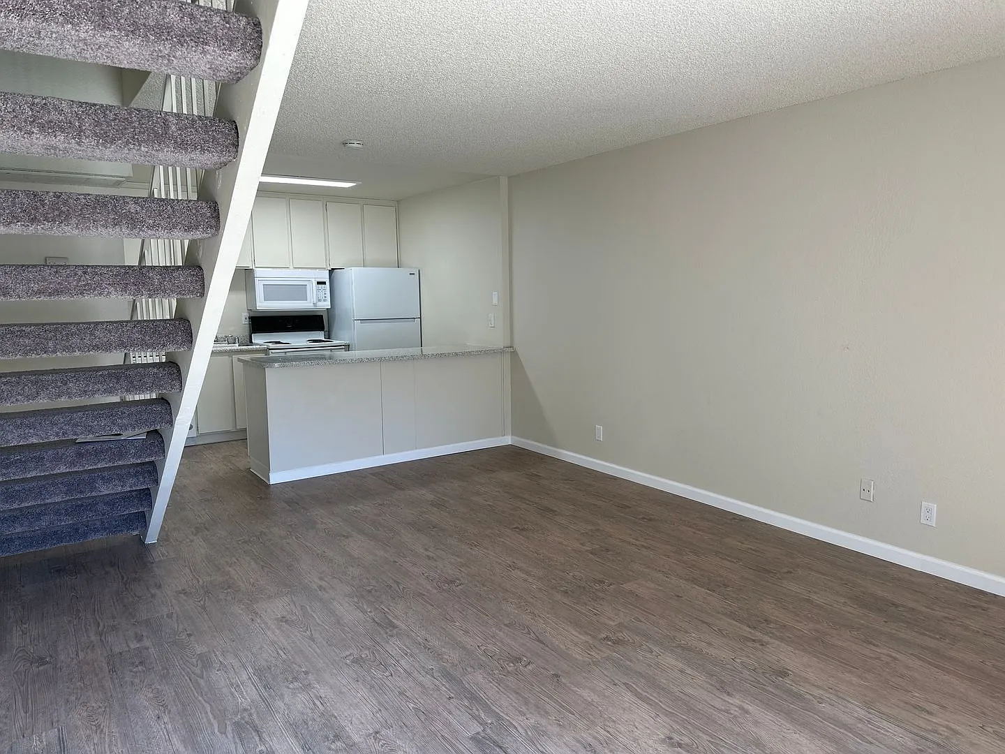 2511 Northrop Avenue - Pavilion Townhomes — Photo 3