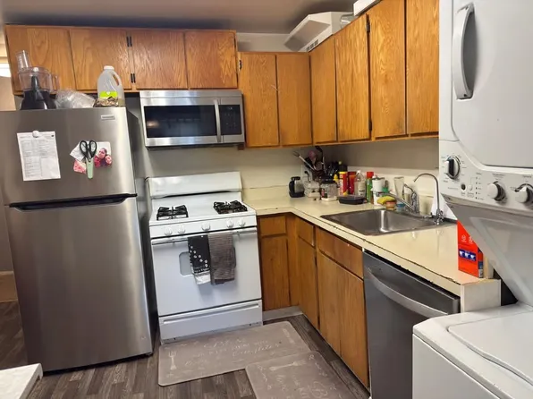 18720 Walkers Choice Rd, Montgomery Village, MD
