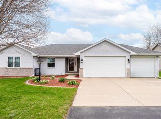 W5958 Garnet Dr, APPLETON, WI 54915