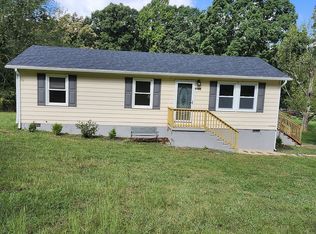 1925 Stoney Battery Rd, Troutville, VA 24175