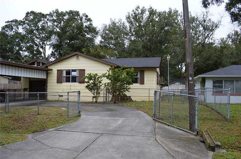 1st image of 2708 W Juneau St