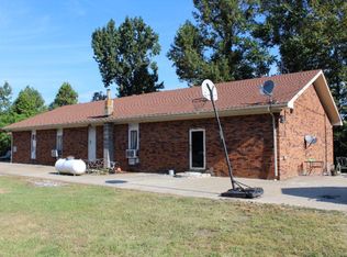 1051 Cookeville Hwy, Chestnut Mound, TN 38552