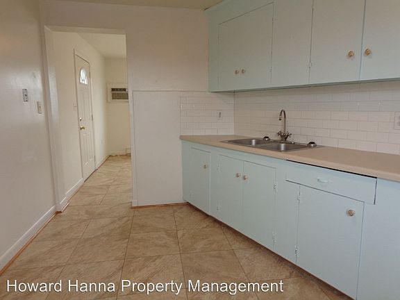 4th image of 2016 E Ocean View Ave APT 6
