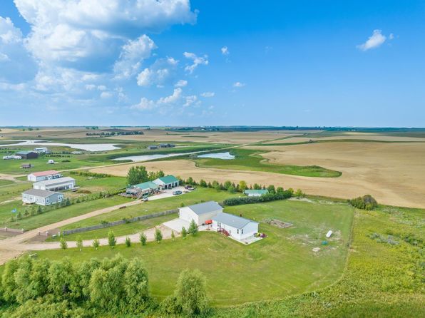1670 31st Ave NW, Coleharbor, ND 58531