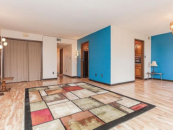 3rd image of 4420 Tama St SE #1