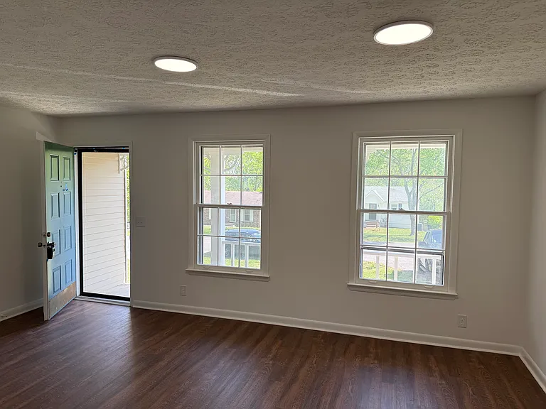 232 Township Dr — Photo 5