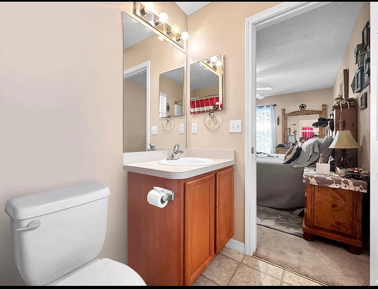 3 bed, 1100 sqft, $2,400 — Photo 2