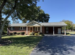 223 Blalock Rd, Boiling Springs, SC 29316
