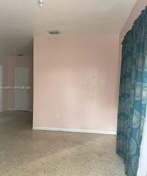 75 SW 72nd Ave #0 — Photo 5