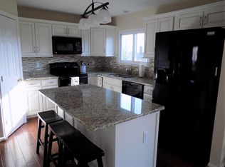 7806 Clearwater Ct, Mason, OH 45040