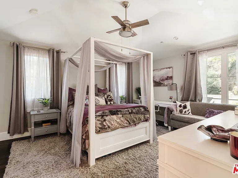356 E Rustic Rd — Photo 24