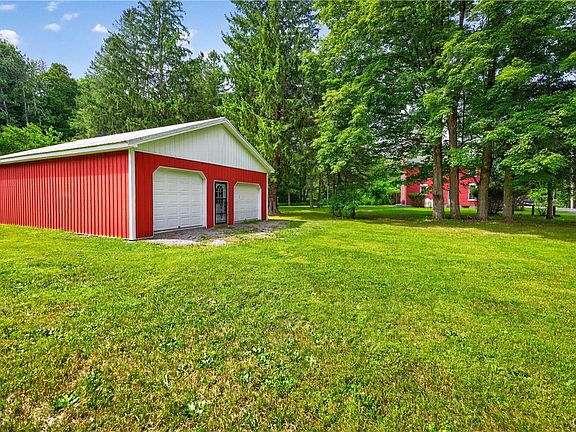 2nd image of 5579 Valley Rd