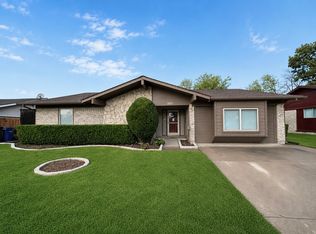 1803 Redbud Cir, Carrollton, TX 75006