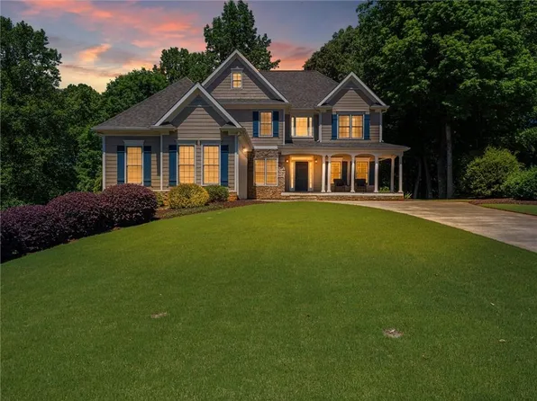 8970 Riverwood Ln, Gainesville, GA 30506