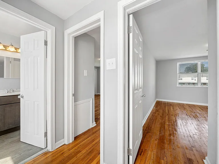 114 Wayne Rd #2A — Photo 4