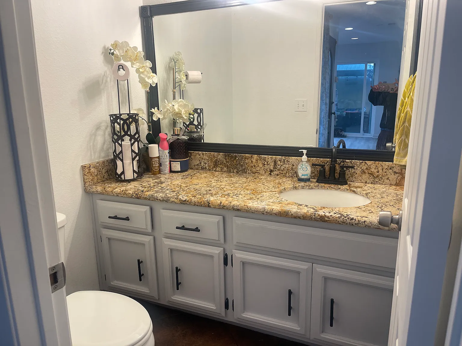 3 bed, 1636 sqft, $900 — Photo 2