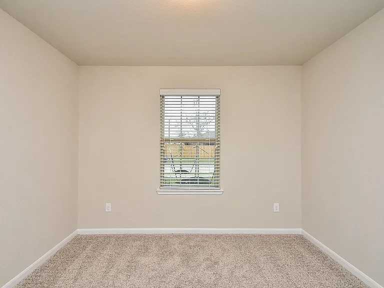 1427 Central Heights Dr — Photo 24