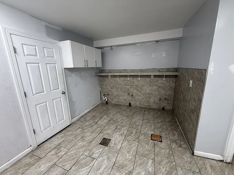 1535 Cecil B Moore Ave — Photo 25