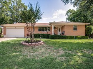 5329 Mack Rd, Haltom City, TX 76117