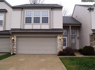 1346 Kendal Dr, Broadview Heights, OH 44147