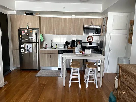 Rented by MySpaceNYC | media 15