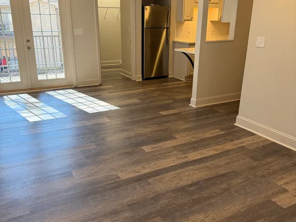 322 Penny Ln, Trussville, AL 35173