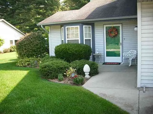 1642 Pine Ridge Ct photo 1