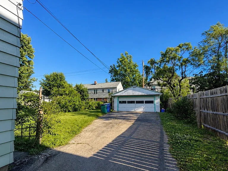 135 Kimberly Ave #1 — Photo 13