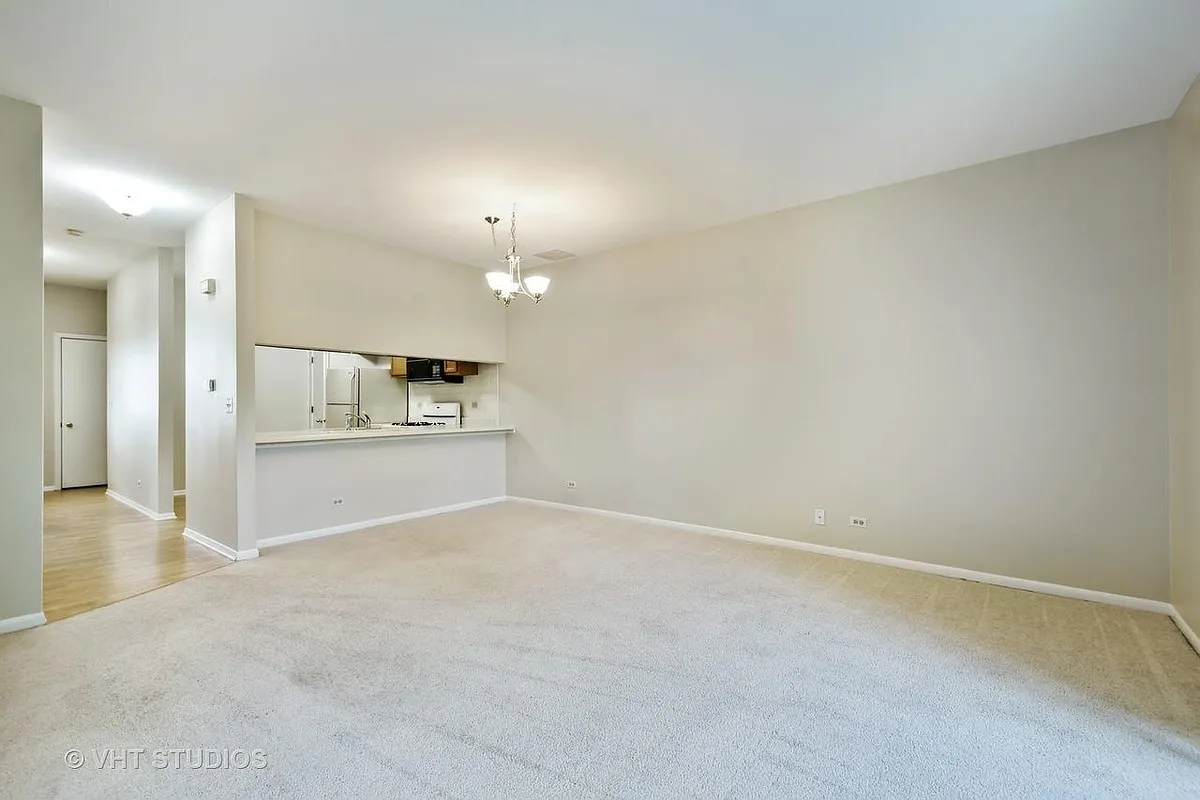 Building Photo - 1603 Woodcrest Cir